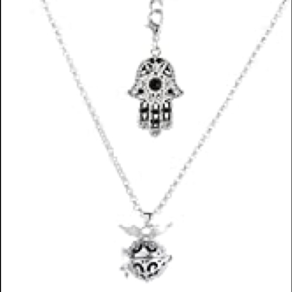 Aromatherapy Pendant/Locket Essential Oil Diffuser Necklace